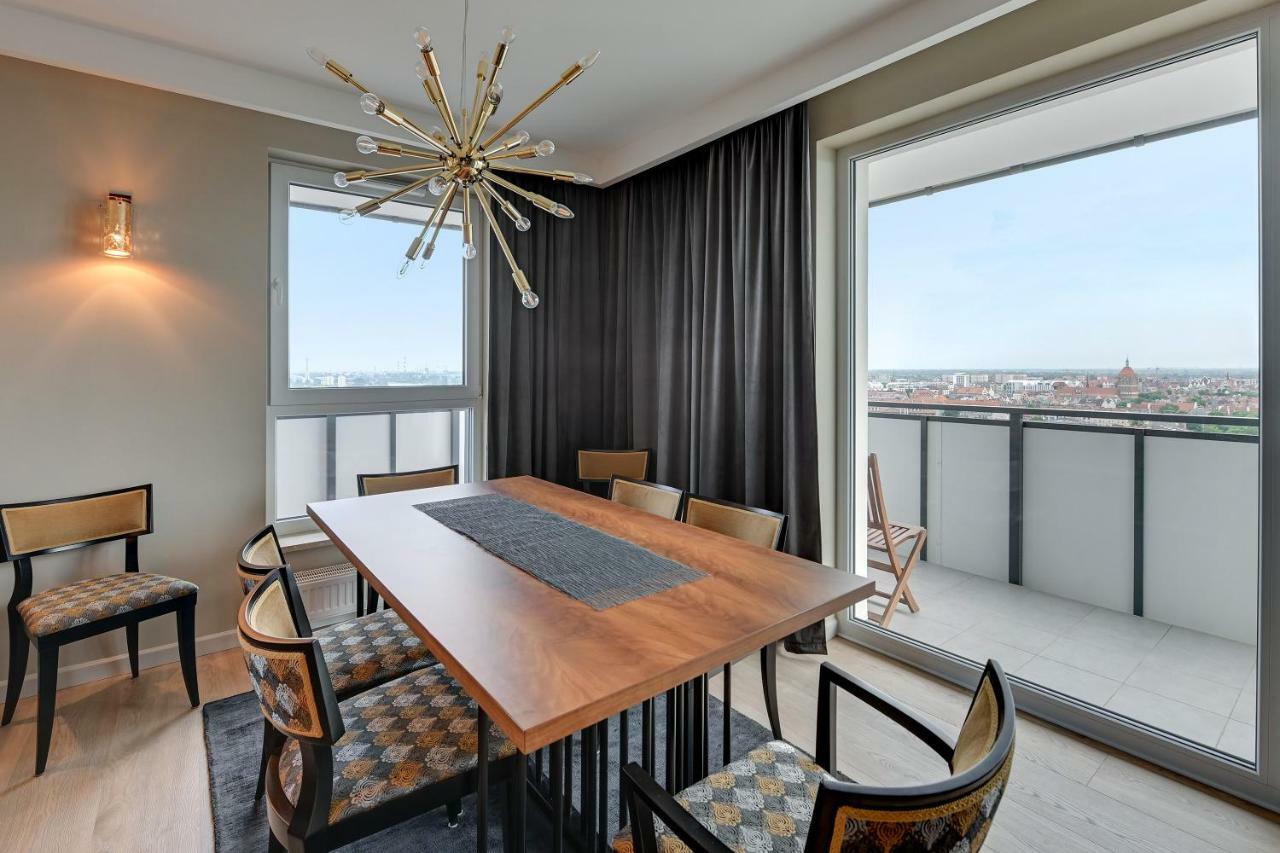 Blue Mandarin Premium Apartment กดัญสก์ ภายนอก รูปภาพ